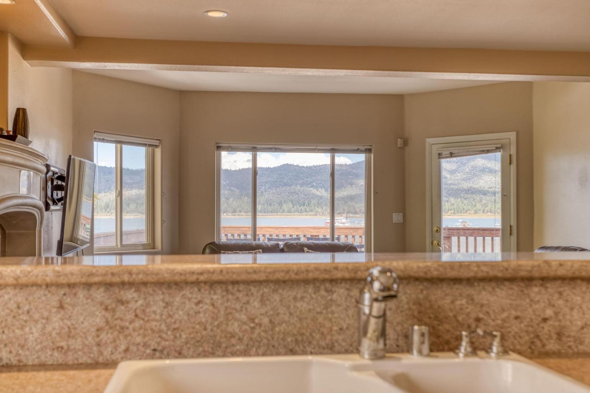 032 - Lakefront Village Escape Big Bear Lake Esterno foto